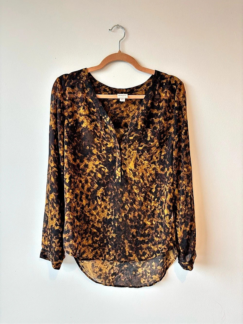 Merona Animal Print Blouse in Brown & Black Size Small